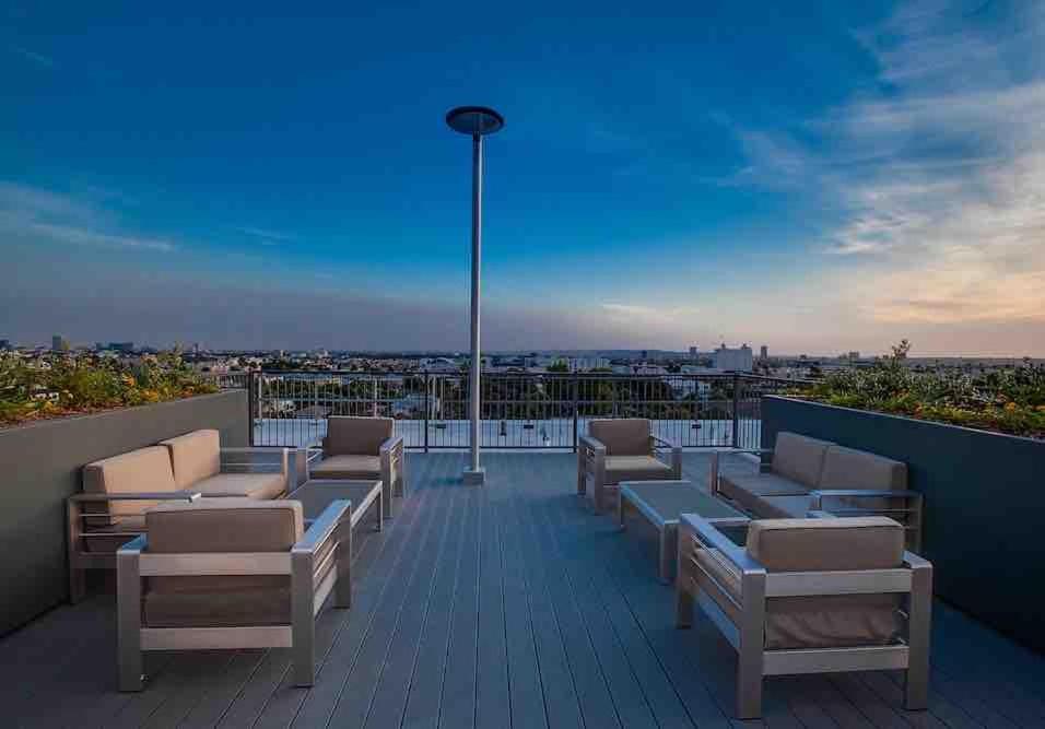 Apartahotel Penthouse With Hollywood Sign View 2 Bedrooms With 3 Beds Los Ángeles